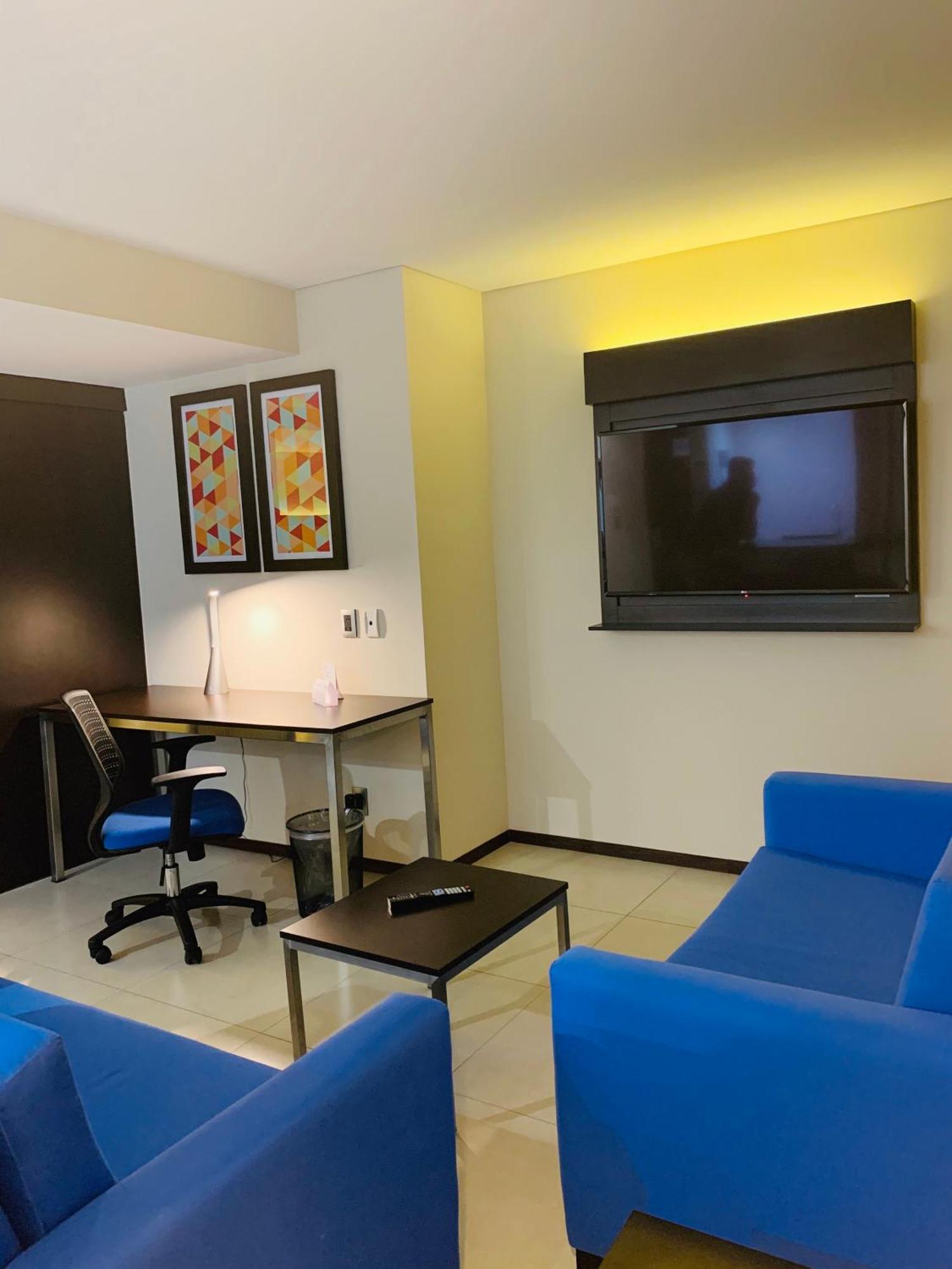 Holiday Inn Express - Mexico Basilica By Ihg Exteriör bild