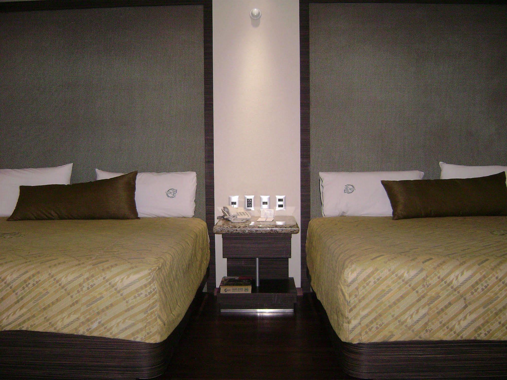 Holiday Inn Express - Mexico Basilica By Ihg Exteriör bild