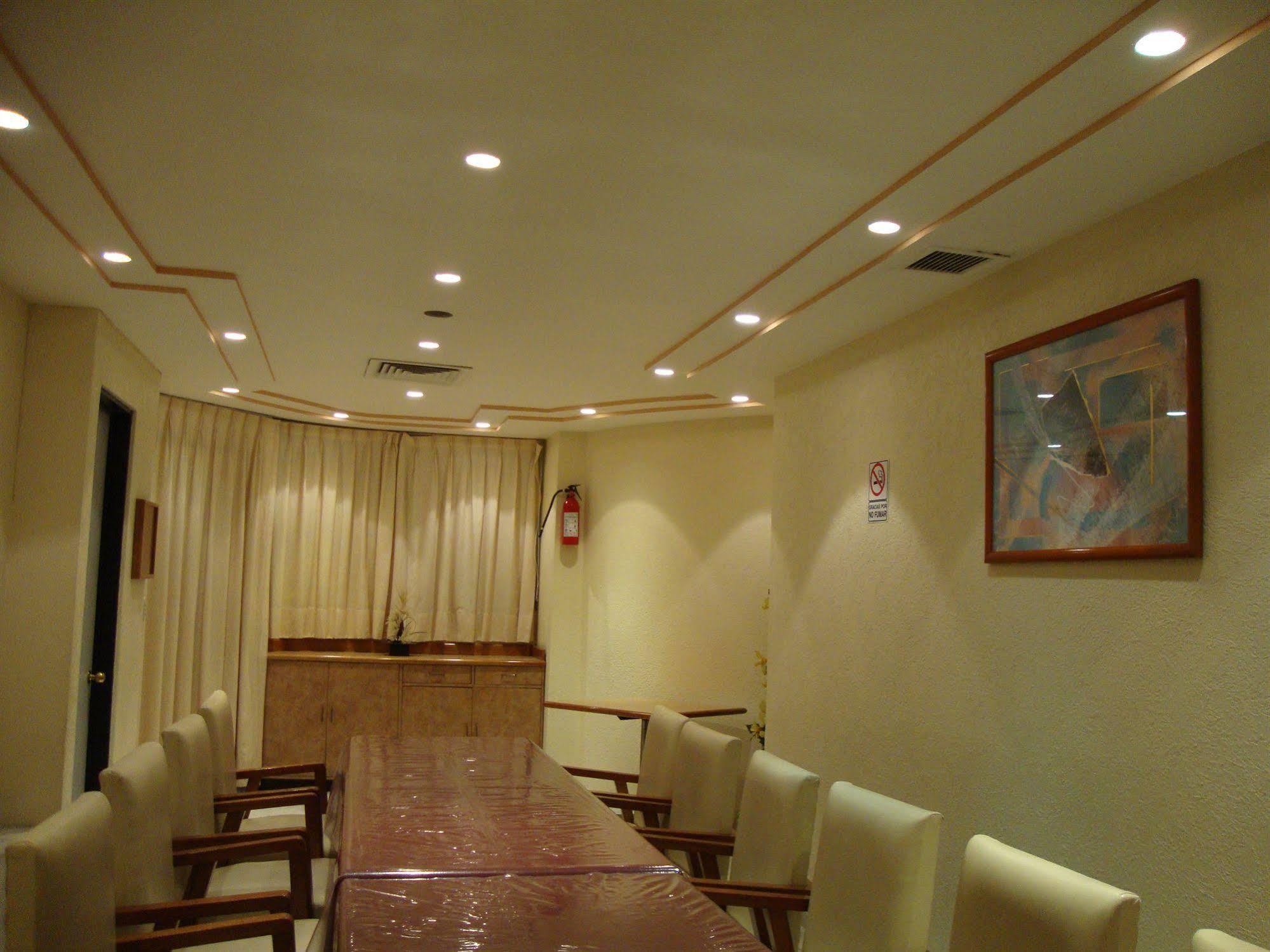 Holiday Inn Express - Mexico Basilica By Ihg Exteriör bild